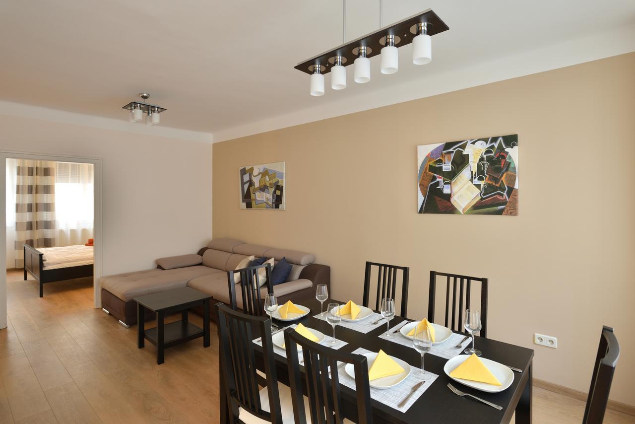 Deak Apartment Budapest Bagian luar foto