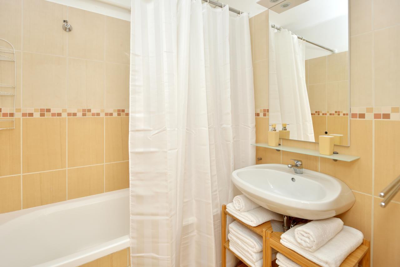 Deak Apartment Budapest Bagian luar foto