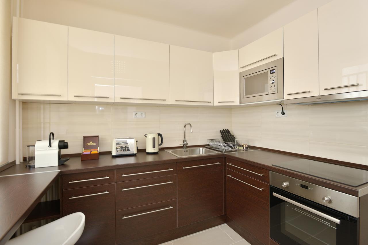 Deak Apartment Budapest Bagian luar foto