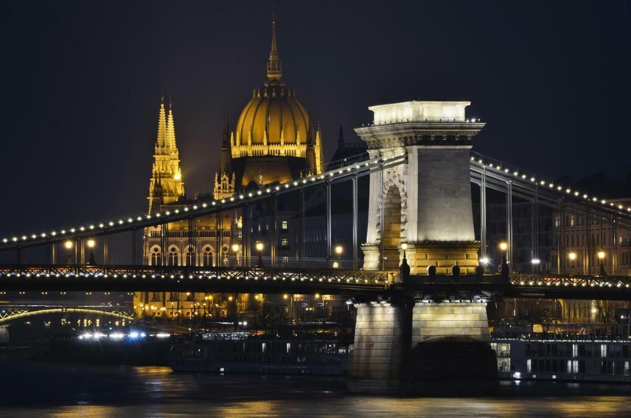 Deak Apartment Budapest Bagian luar foto